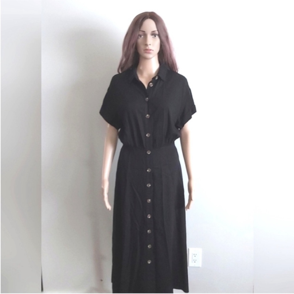 H&M maxi dress size 6 black button down short sleeves